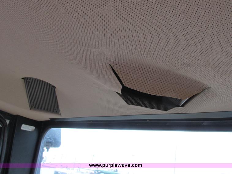 image for item I8882 2000 Apache A780 self-propelled sprayer