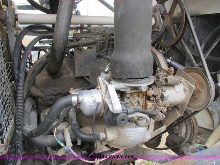 image for item I8883 1998 SpraCoupe 220 self-propelled sprayer