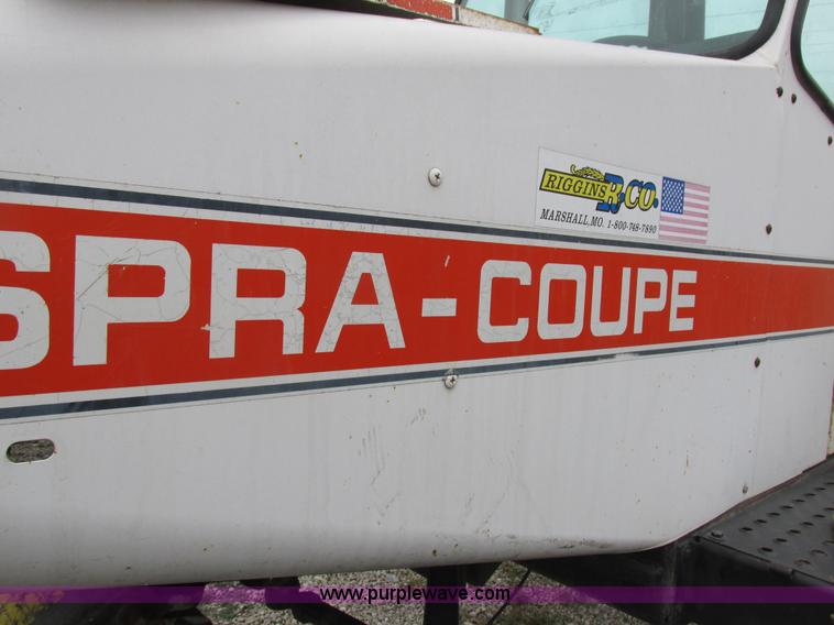 image for item I8883 1998 SpraCoupe 220 self-propelled sprayer