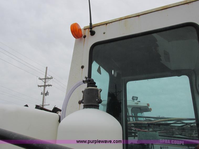 image for item I8883 1998 SpraCoupe 220 self-propelled sprayer