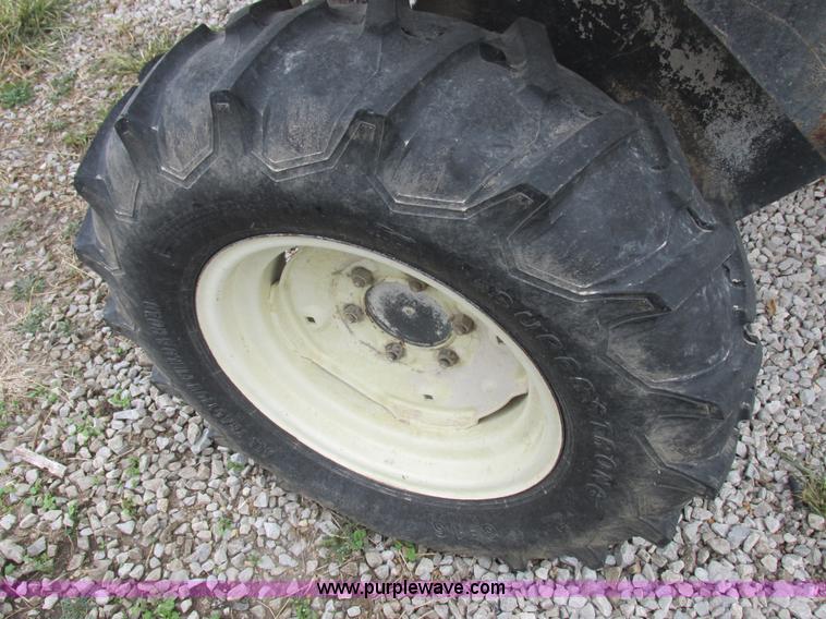 image for item I8883 1998 SpraCoupe 220 self-propelled sprayer