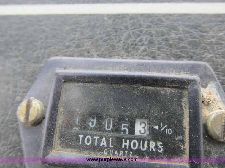 image for item I8883 1998 SpraCoupe 220 self-propelled sprayer