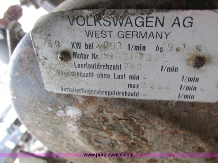 image for item I8883 1998 SpraCoupe 220 self-propelled sprayer