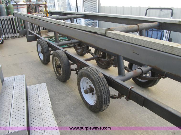 image for item AC9348 1995 Haul Rite pontoon boat trailer