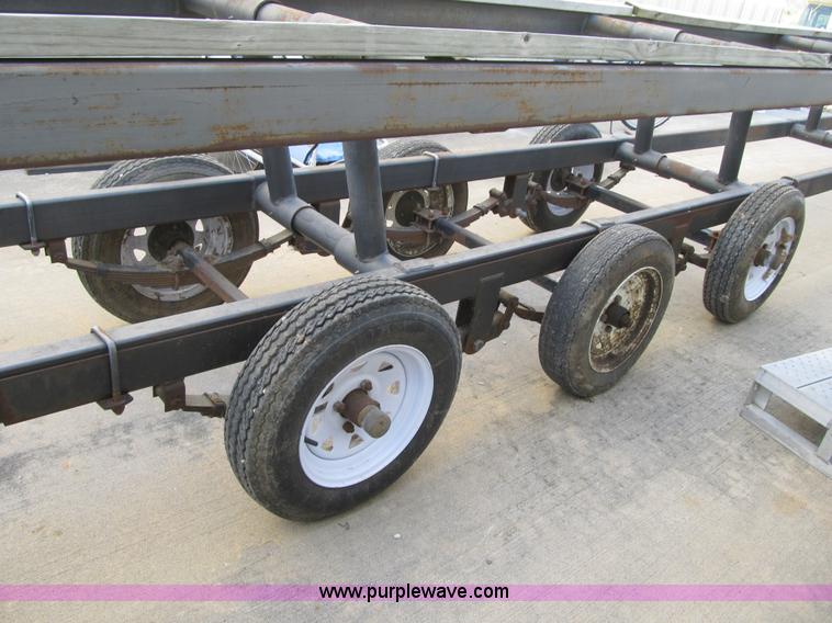 image for item AC9348 1995 Haul Rite pontoon boat trailer