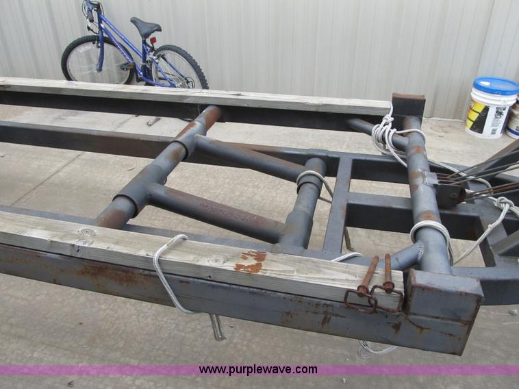 image for item AC9348 1995 Haul Rite pontoon boat trailer