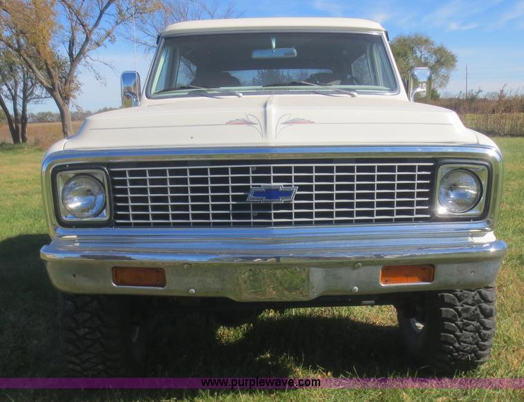 image for item D2202 1972 Chevrolet K5 Blazer SUV