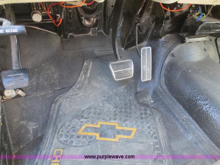 image for item D2202 1972 Chevrolet K5 Blazer SUV