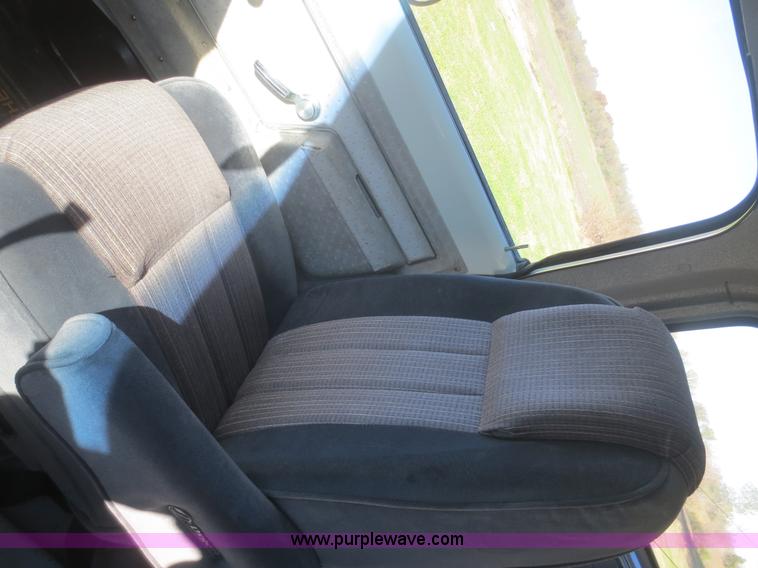 image for item D2202 1972 Chevrolet K5 Blazer SUV