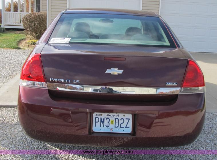 image for item F8884 2007 Chevrolet Impala LS