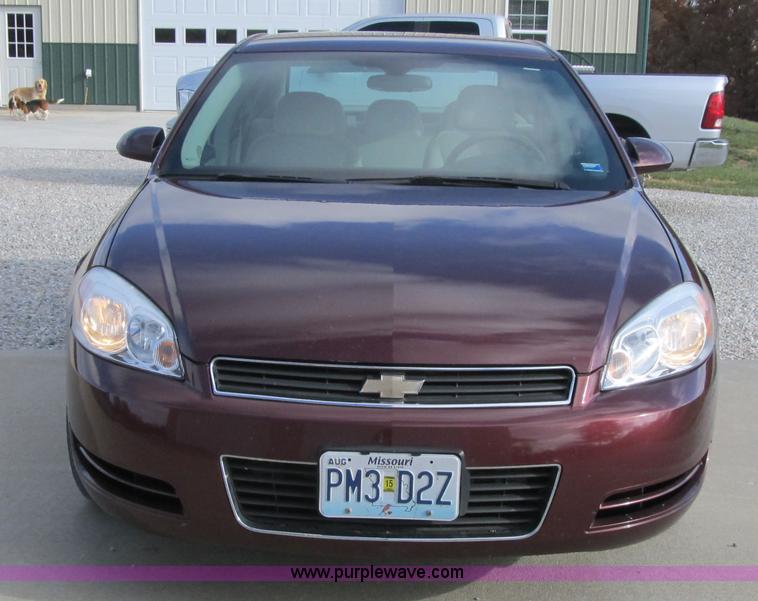 image for item F8884 2007 Chevrolet Impala LS