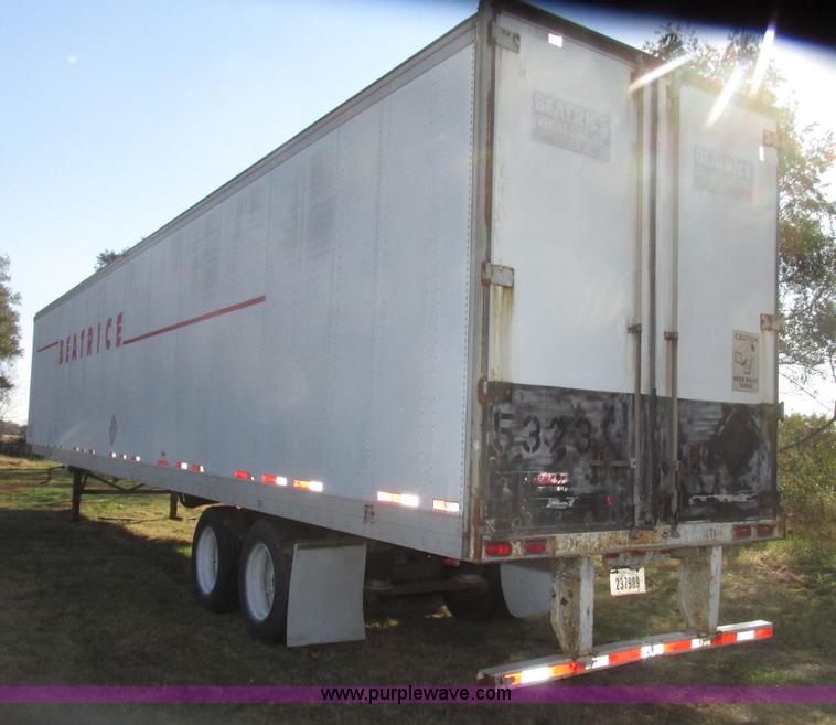 image for item G9905 1996 Fruehauf FBHLP-9-1.5-NT2-53W dry van trailer