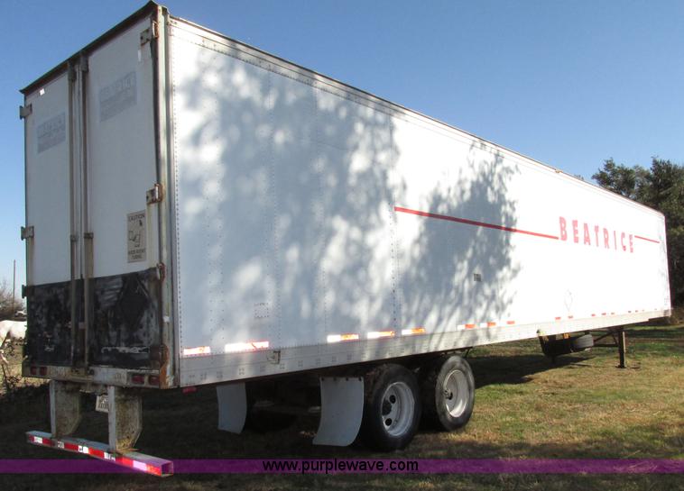 image for item G9905 1996 Fruehauf FBHLP-9-1.5-NT2-53W dry van trailer