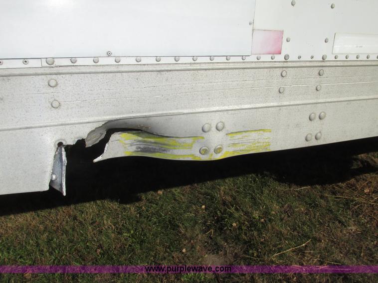 image for item G9905 1996 Fruehauf FBHLP-9-1.5-NT2-53W dry van trailer