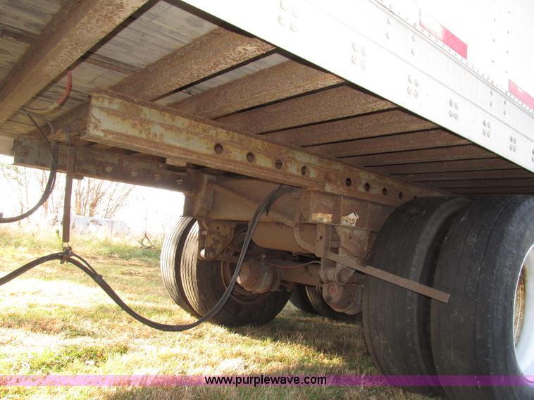 image for item G9905 1996 Fruehauf FBHLP-9-1.5-NT2-53W dry van trailer