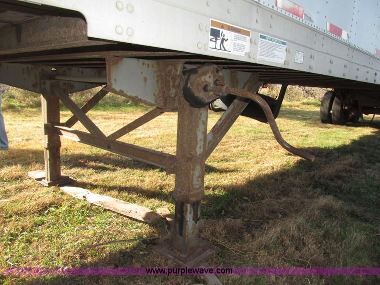 image for item G9905 1996 Fruehauf FBHLP-9-1.5-NT2-53W dry van trailer