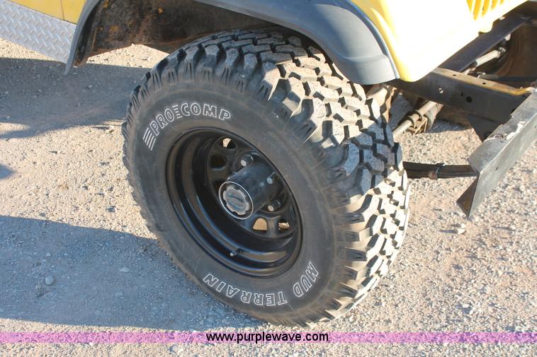 image for item H5530 1968 Jeep CJ5 SUV