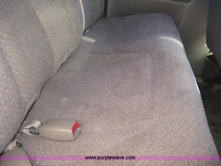 image for item H8749 2001 Chevrolet Silverado 1500 Ext. Cab pickup truck