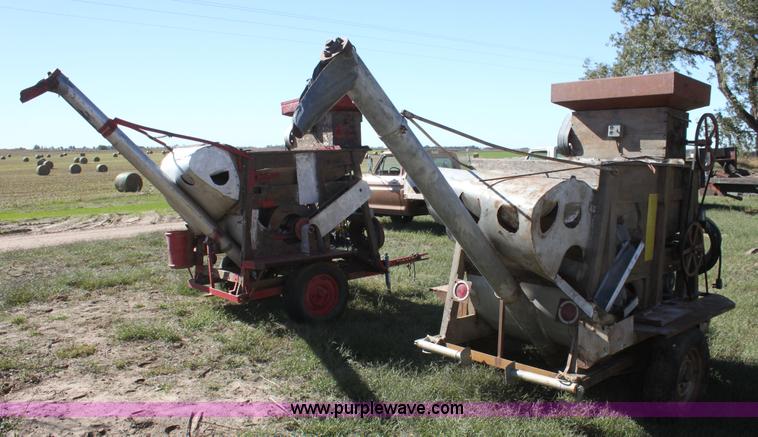 image for item H8753 (2) Clipper cleaners