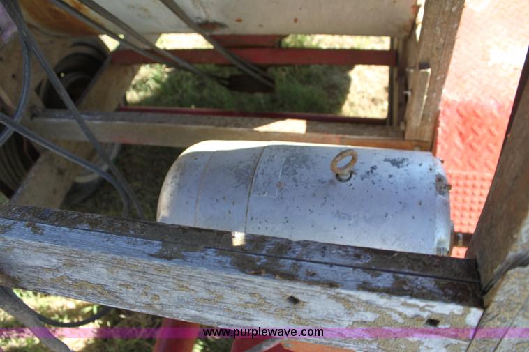 image for item H8753 (2) Clipper cleaners