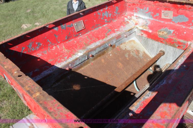 image for item H8753 (2) Clipper cleaners