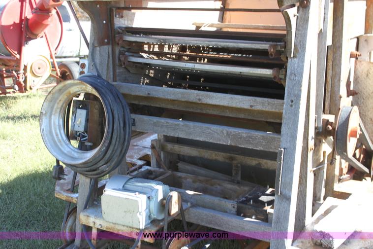 image for item H8753 (2) Clipper cleaners