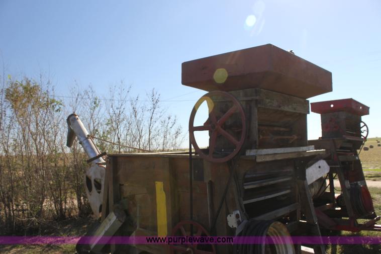 image for item H8753 (2) Clipper cleaners