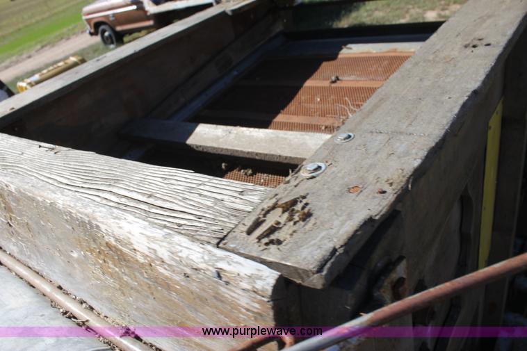 image for item H8753 (2) Clipper cleaners