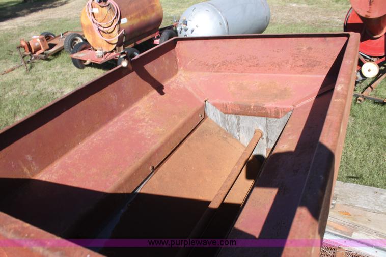 image for item H8753 (2) Clipper cleaners