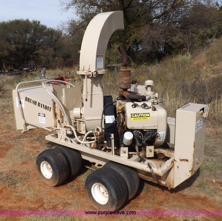 image for item H9001 1993 Brush Bandit wood chipper