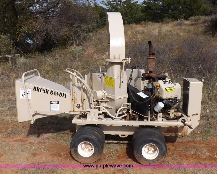 image for item H9001 1993 Brush Bandit wood chipper