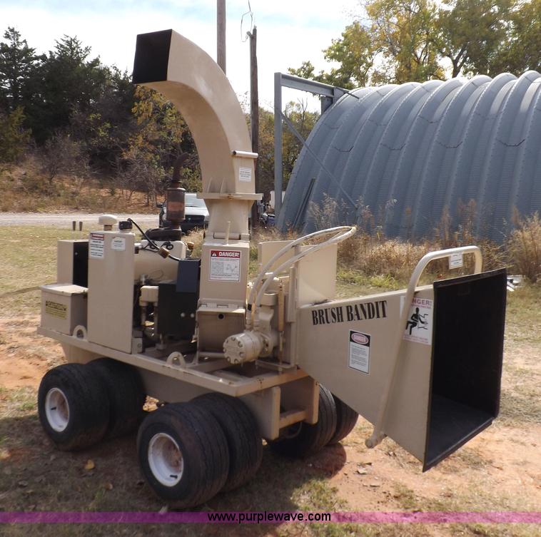 image for item H9001 1993 Brush Bandit wood chipper