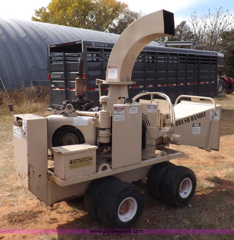 image for item H9001 1993 Brush Bandit wood chipper