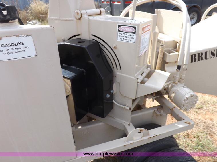 image for item H9001 1993 Brush Bandit wood chipper