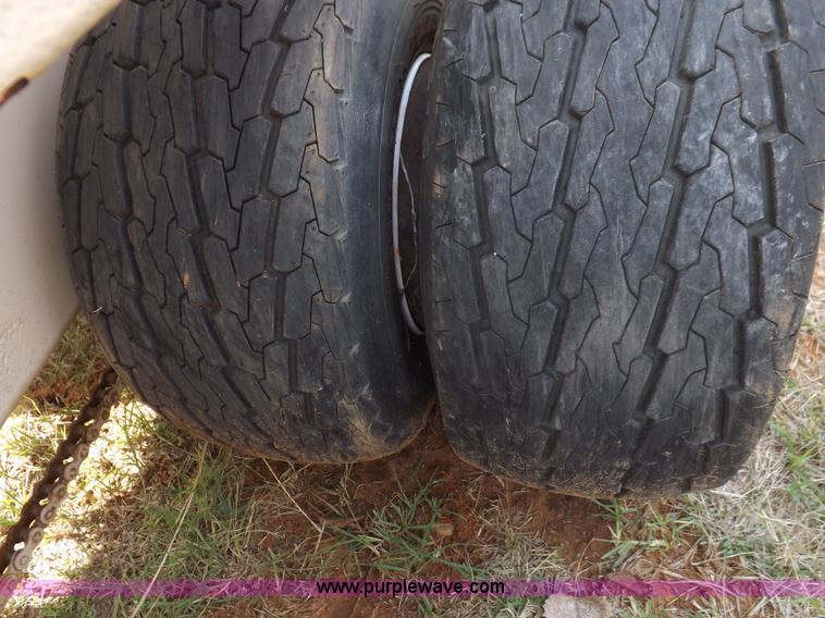 image for item H9001 1993 Brush Bandit wood chipper