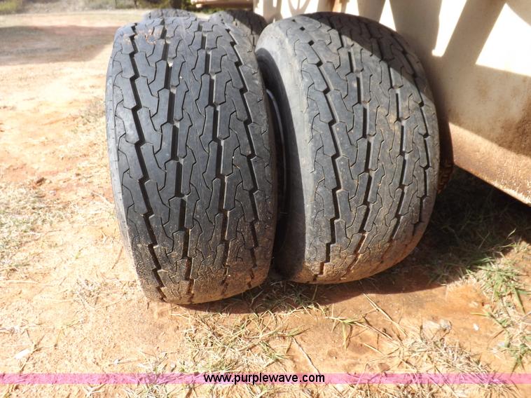 image for item H9001 1993 Brush Bandit wood chipper