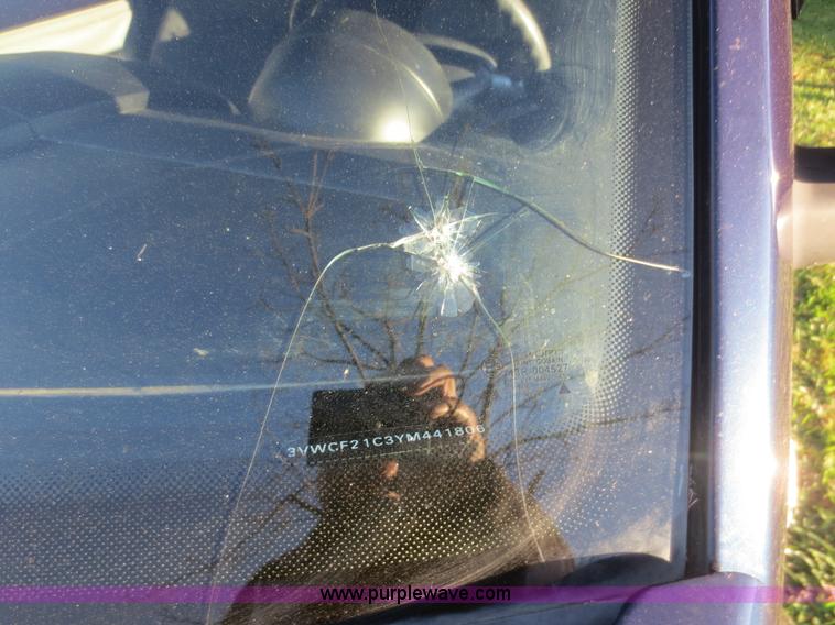 image for item I2172 2000 Volkswagen Beetle GLS TDI