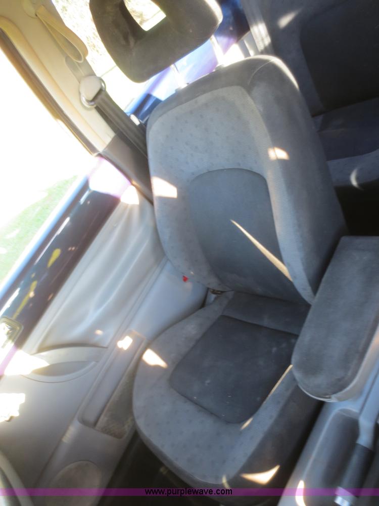 image for item I2172 2000 Volkswagen Beetle GLS TDI