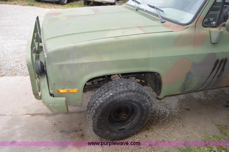 image for item I2949 1986 Chevrolet K5 Blazer SUV