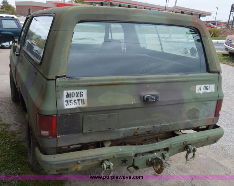 image for item I2949 1986 Chevrolet K5 Blazer SUV