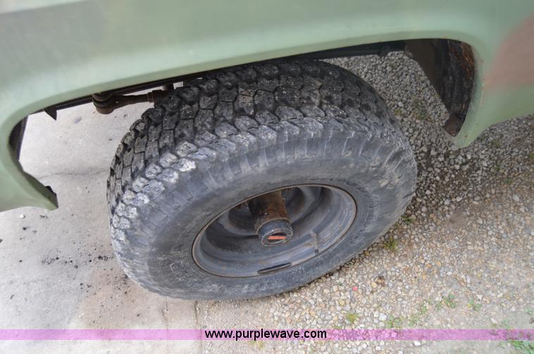 image for item I2949 1986 Chevrolet K5 Blazer SUV