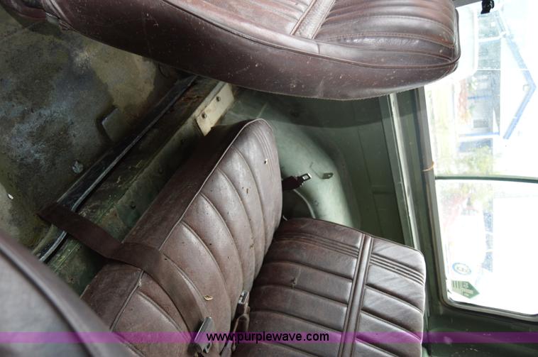 image for item I2949 1986 Chevrolet K5 Blazer SUV