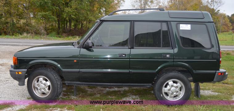 image for item I2951 1995 Land Rover Discovery SUV