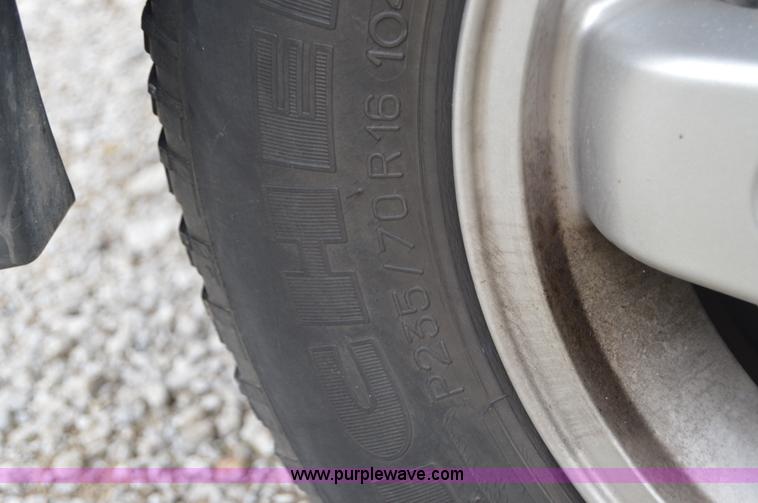 image for item I2951 1995 Land Rover Discovery SUV