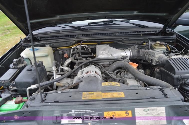 image for item I2951 1995 Land Rover Discovery SUV