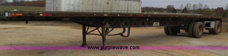 image for item I3187 1997 Transcraft TL2000 flatbed trailer