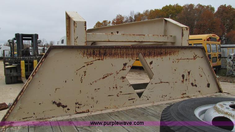 image for item I3189 1995 Fleet gooseneck trailer