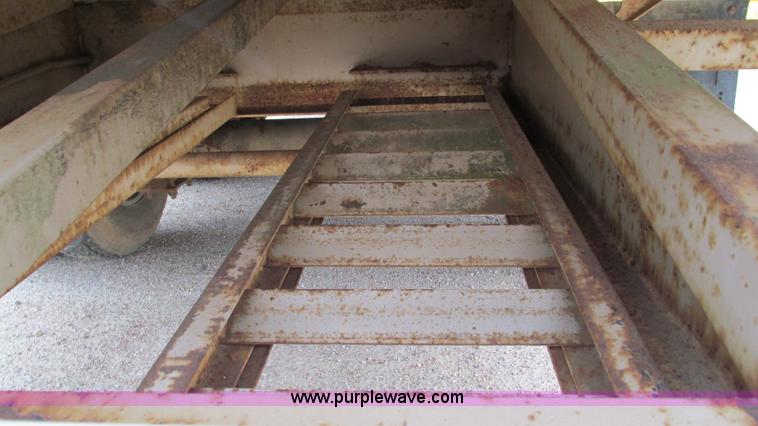 image for item I3189 1995 Fleet gooseneck trailer