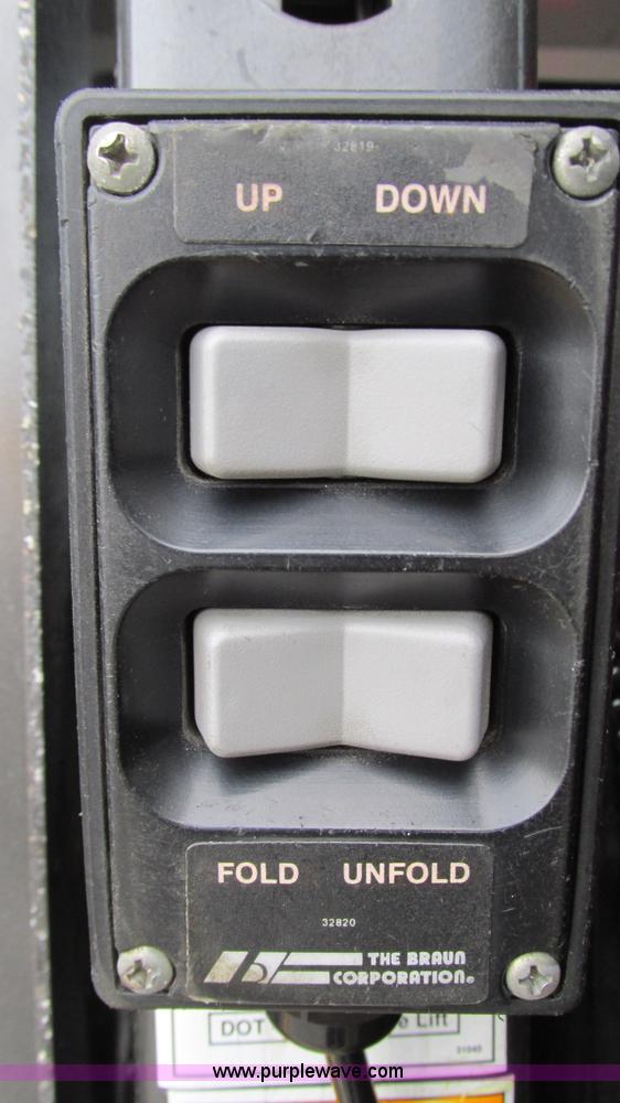 image for item I3194 2005 Ford F350 Goeshen coach bus