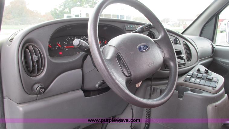 image for item I3194 2005 Ford F350 Goeshen coach bus